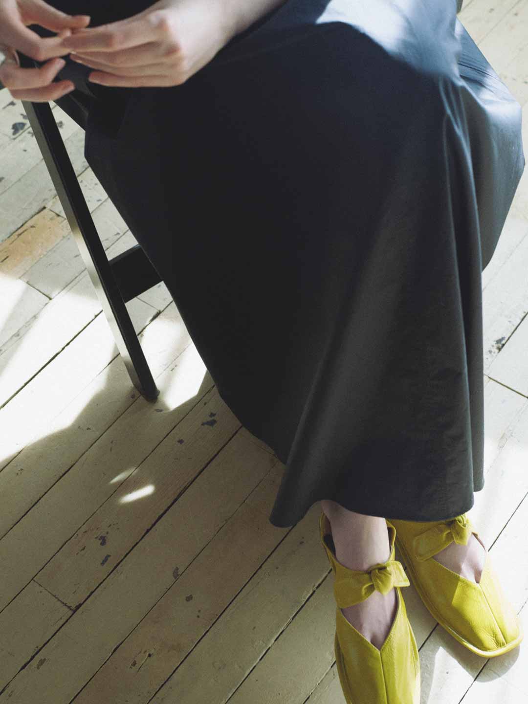 LLASADA CRINKLED GLOSSY - Front-Knot Pump