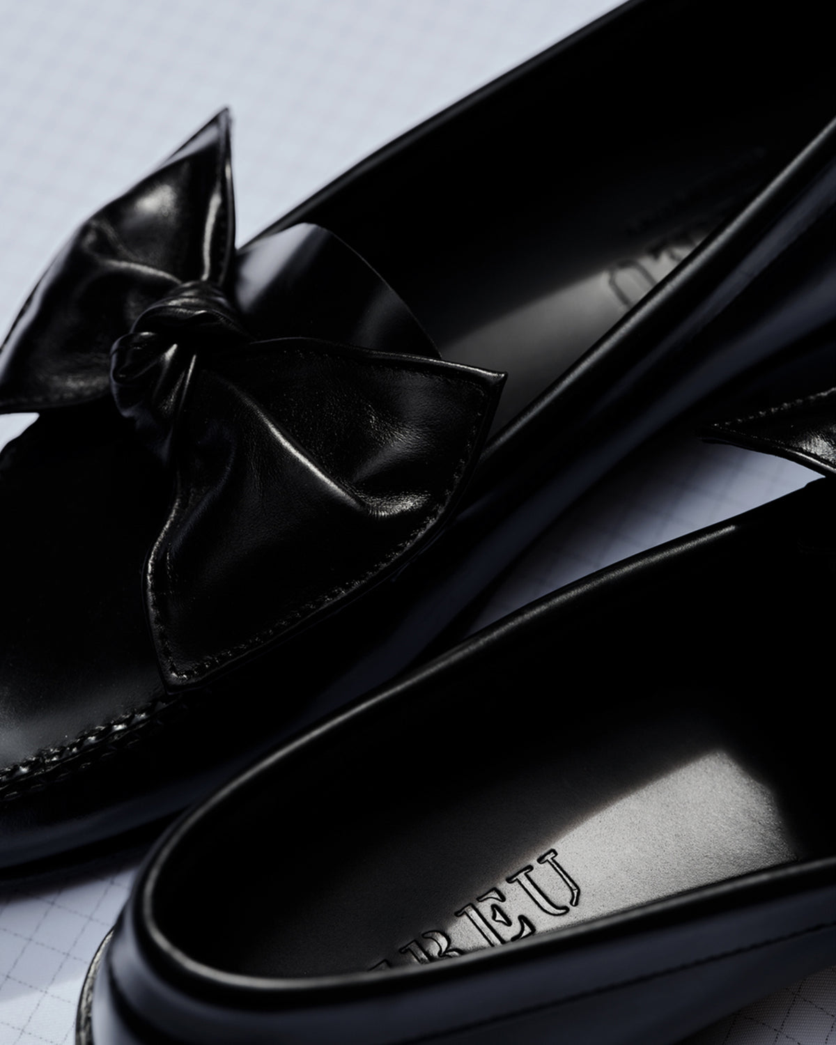 CORBATI - Bow Detail Slip-on Loafer
