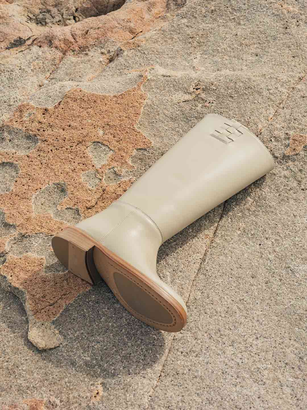 ANELLA - Interwoven Detailed Pull-On Boot