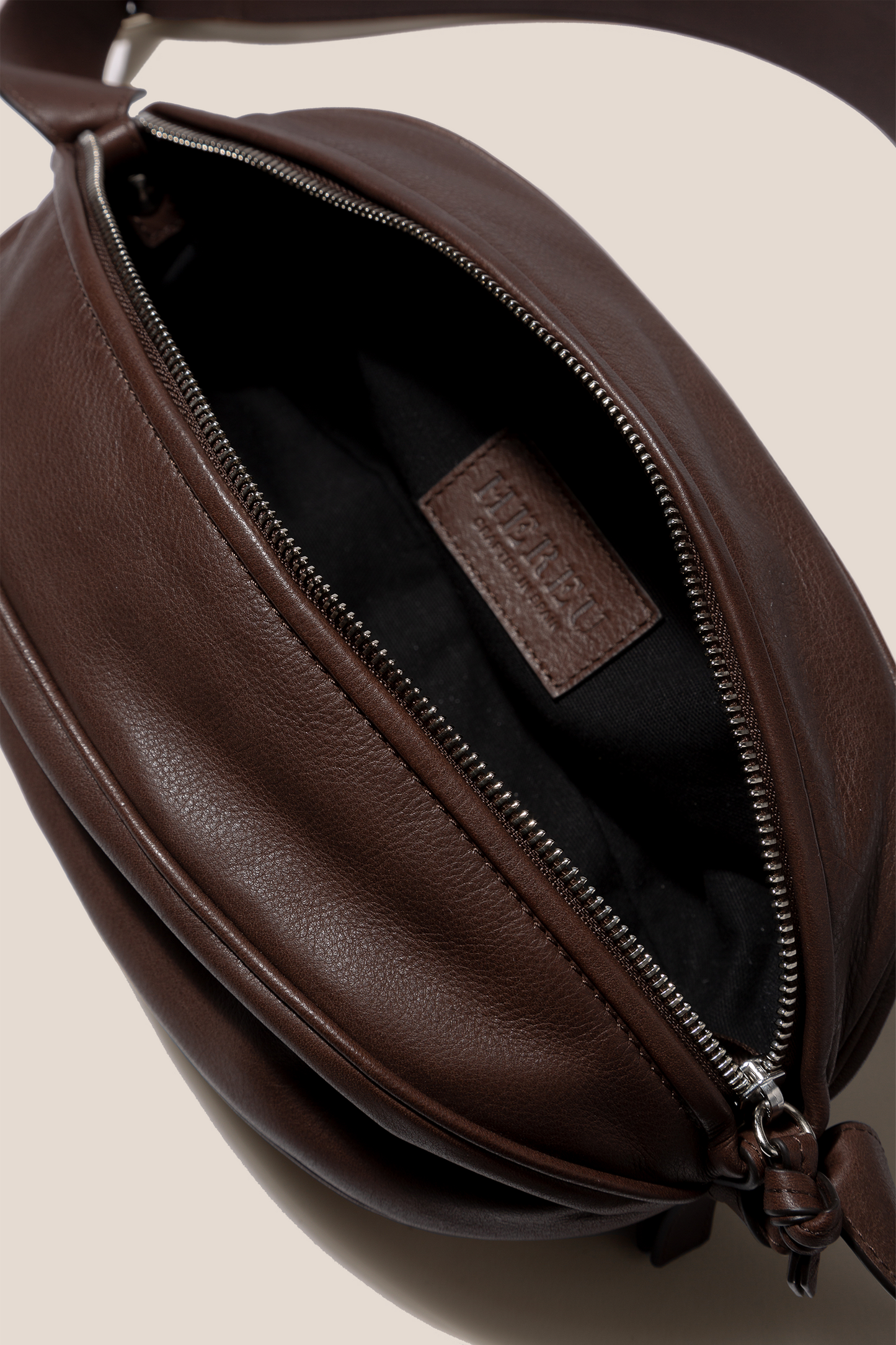 BOYA L - Ball-Shaped Crossbody Bag