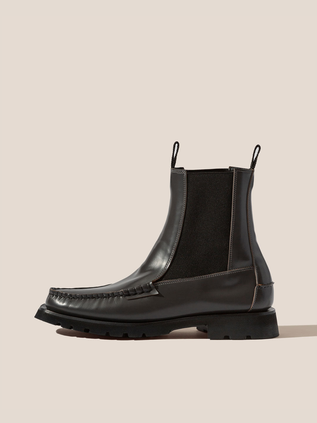 ALDA SPORT - Tread Sole Mid-Calf Chelsea Boot - HEREU JAPAN