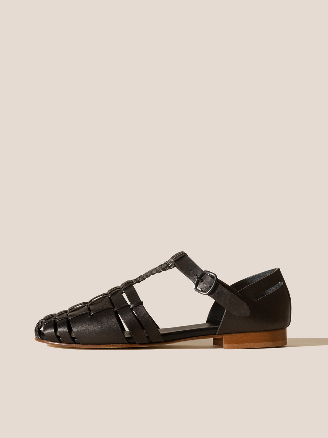 VEDRA Round-Toe Soft Fisherman Sandal - HEREU JAPAN Official Online Store