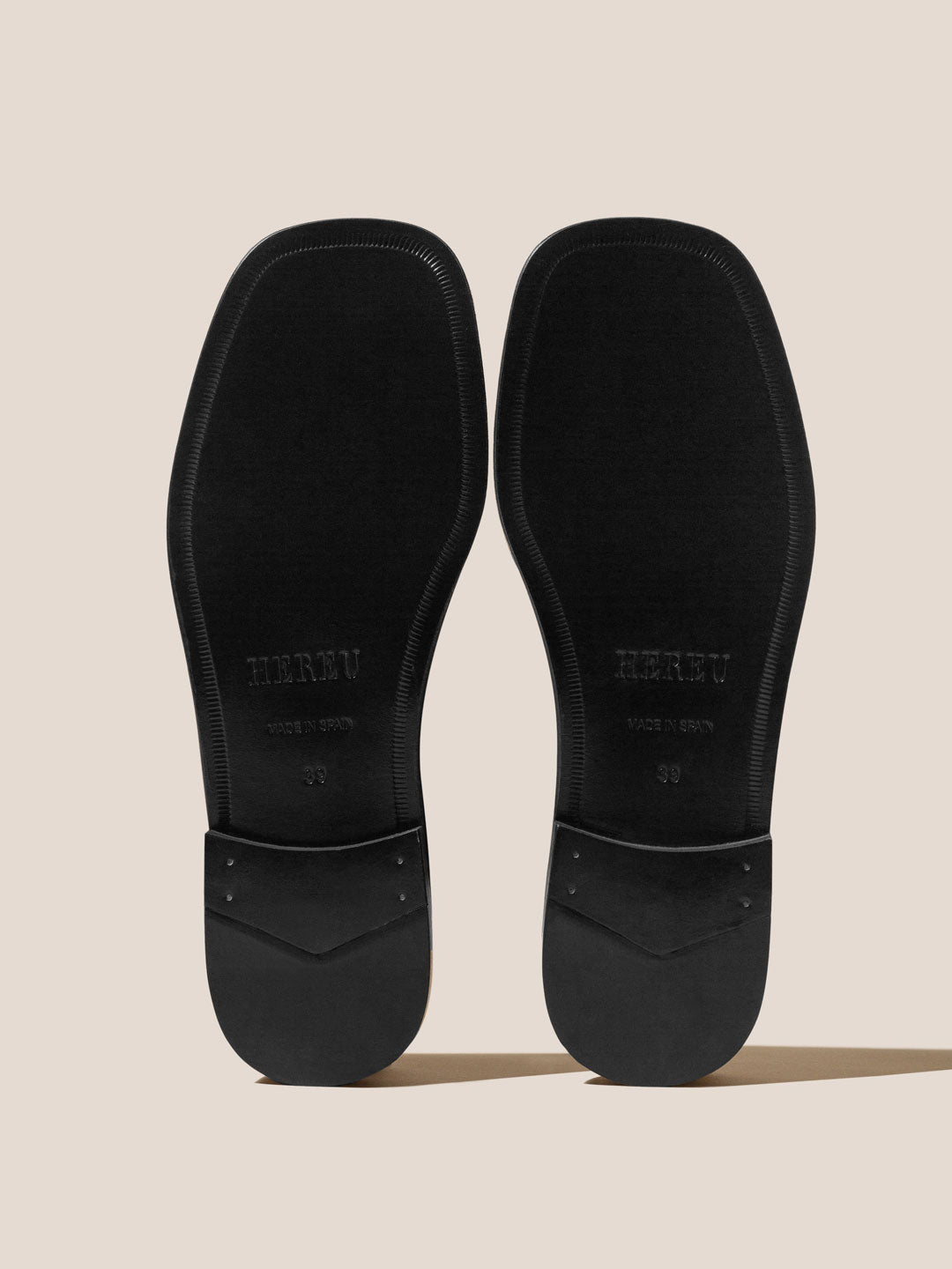 PEDRA - Squared Closed-Toe Fisherman Sandal