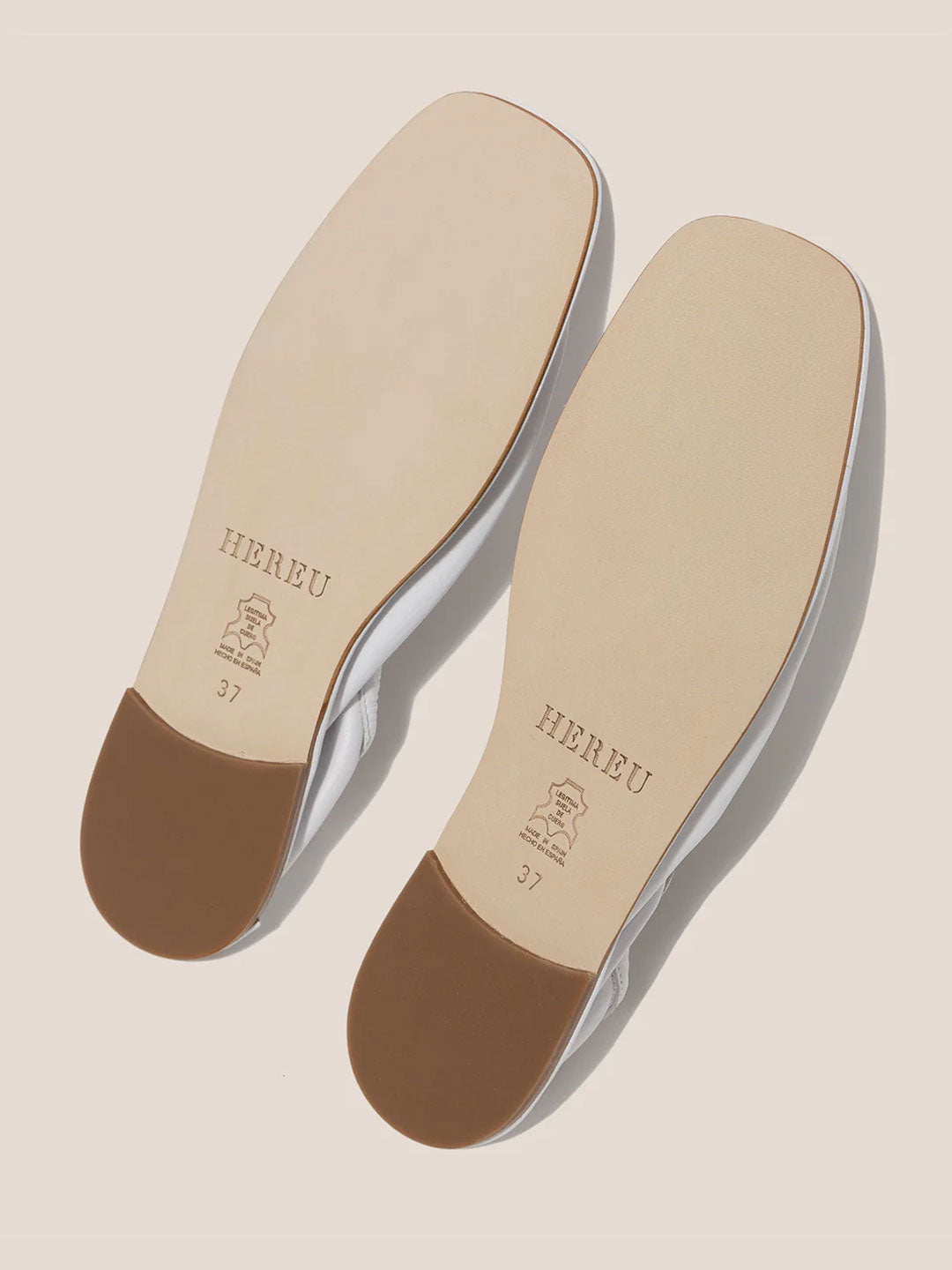 PUNTERA - Pleated Toe Pump