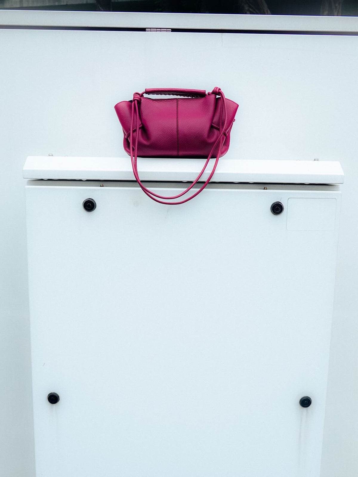 ARTA MINI GRAINY - Pleated Crossbody Bag