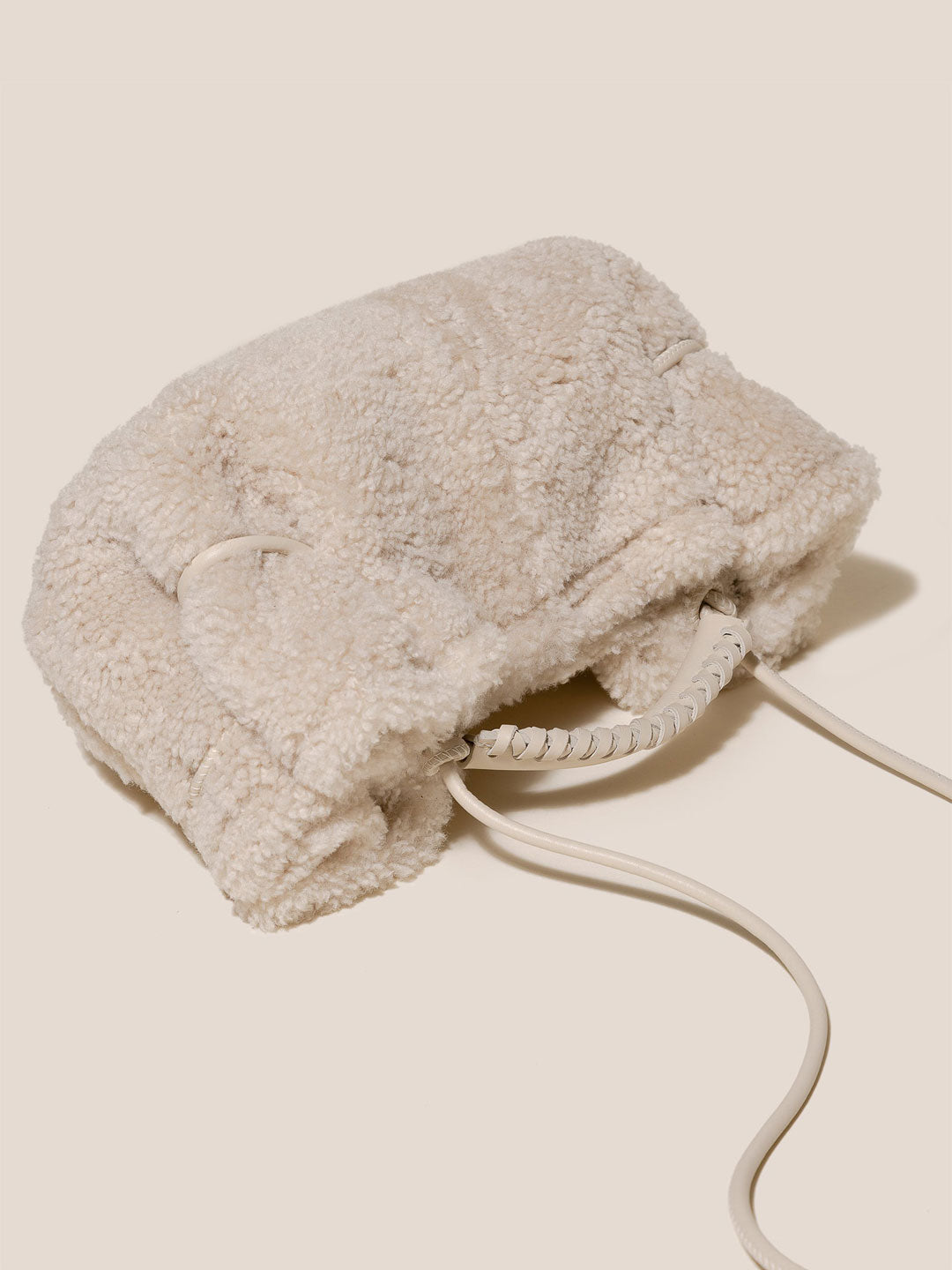 ARTA MINI CURLY SHEARLING - Pleated Crossbody Bag - HEREU JAPAN