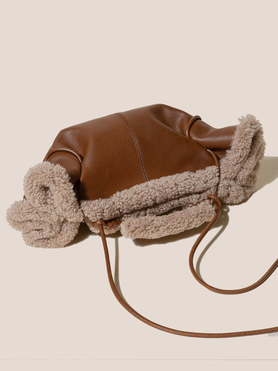 ARTA MINI CURLY SHEARLING TRIMS - Pleated Crossbody Bag