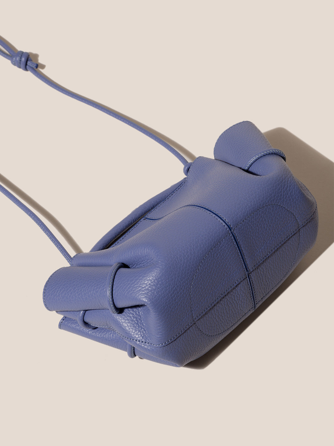 ARTA MINI GRAINY - Pleated Crossbody Bag