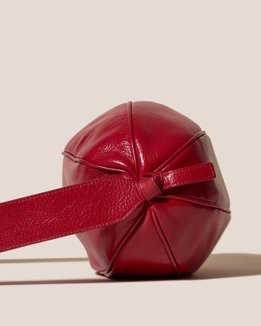 BOYA L DISTRESSED - Ball-Shaped Crossbody Bag