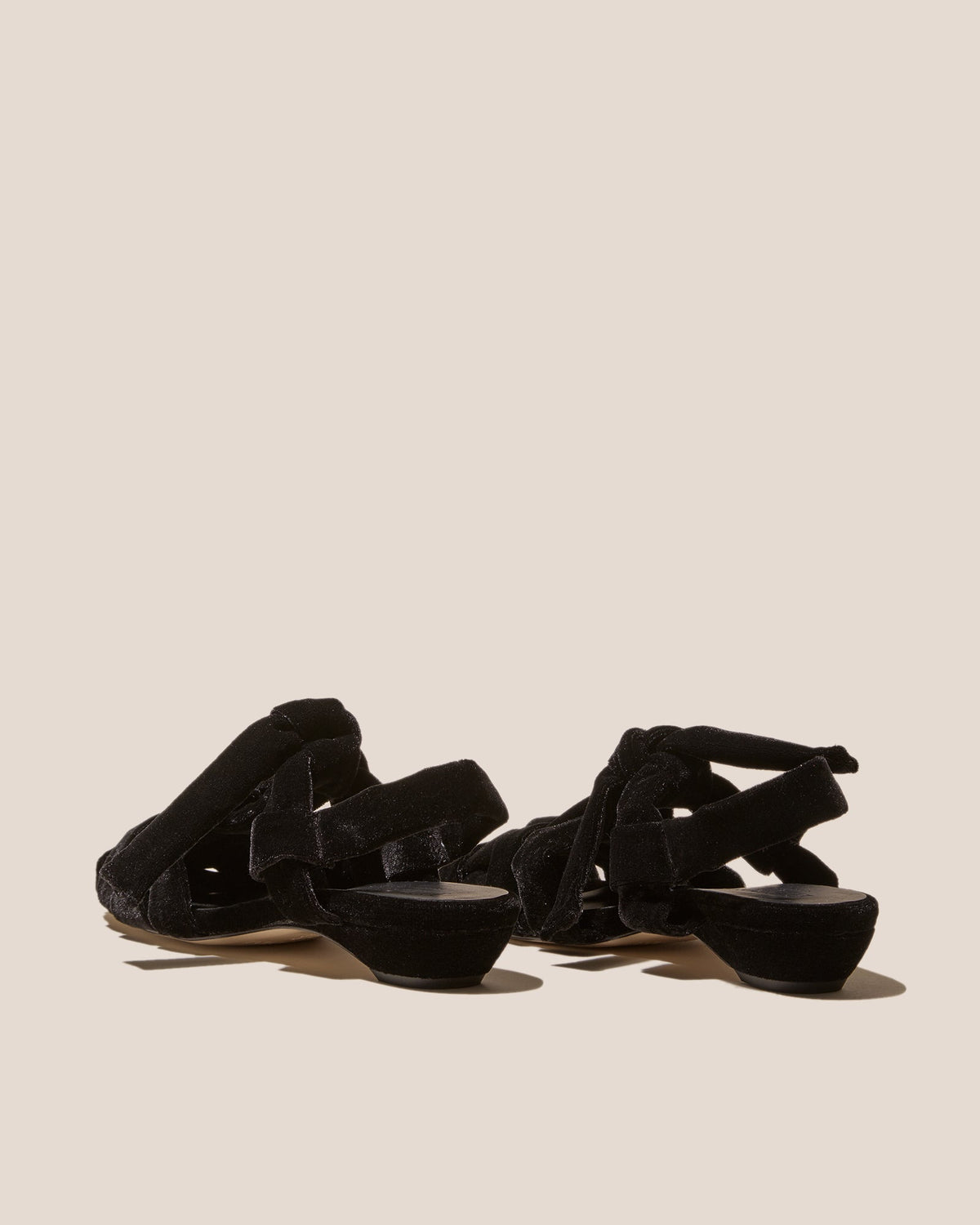 BENA MID VELVET - Interwoven Knotted T-Bar Heeled Sandal