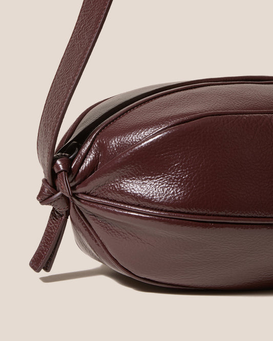 BOYA L DISTRESSED - Ball-Shaped Crossbody Bag