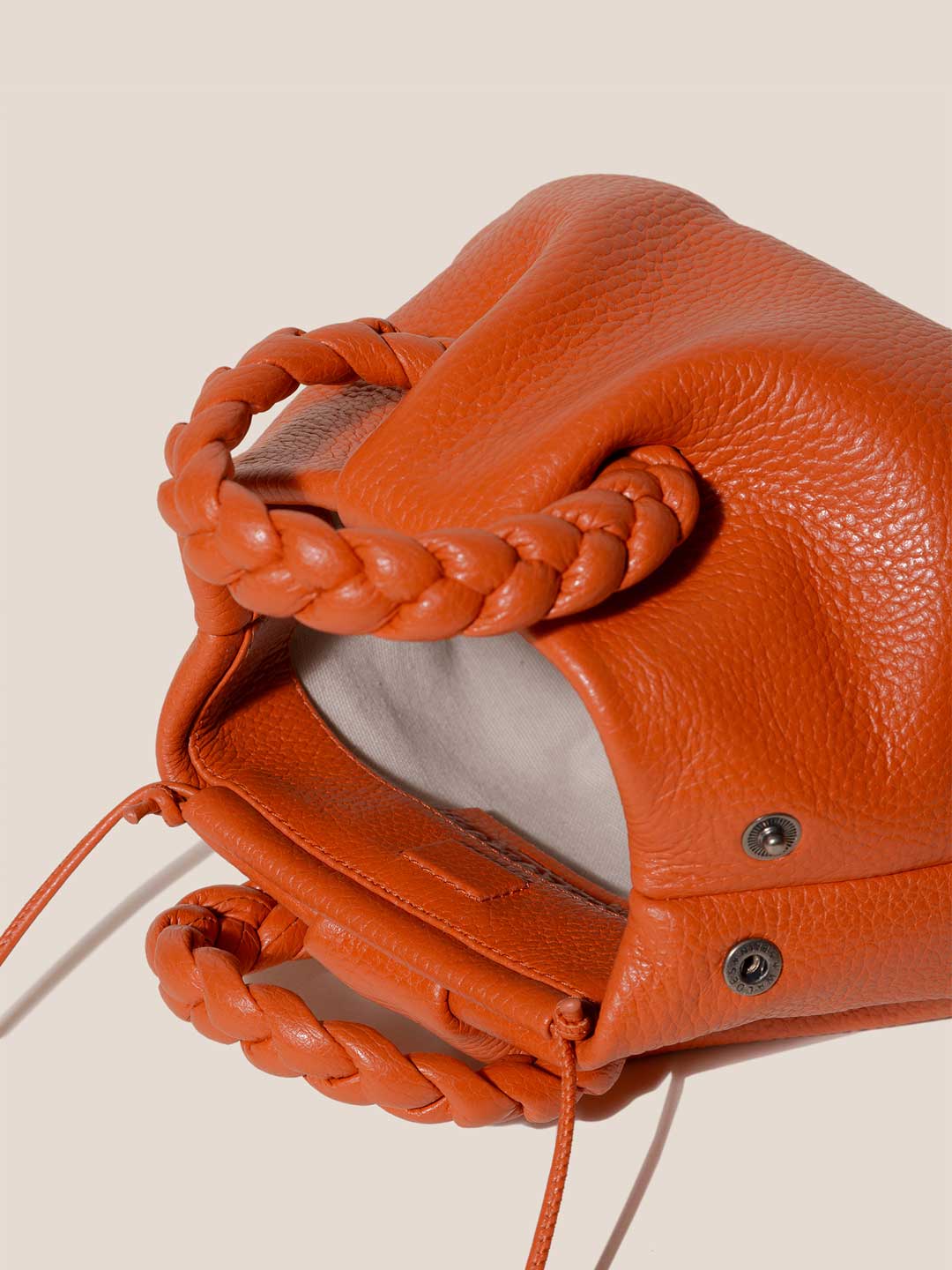 BOMBON GRAINY - Plaited-handle Leather Handbag