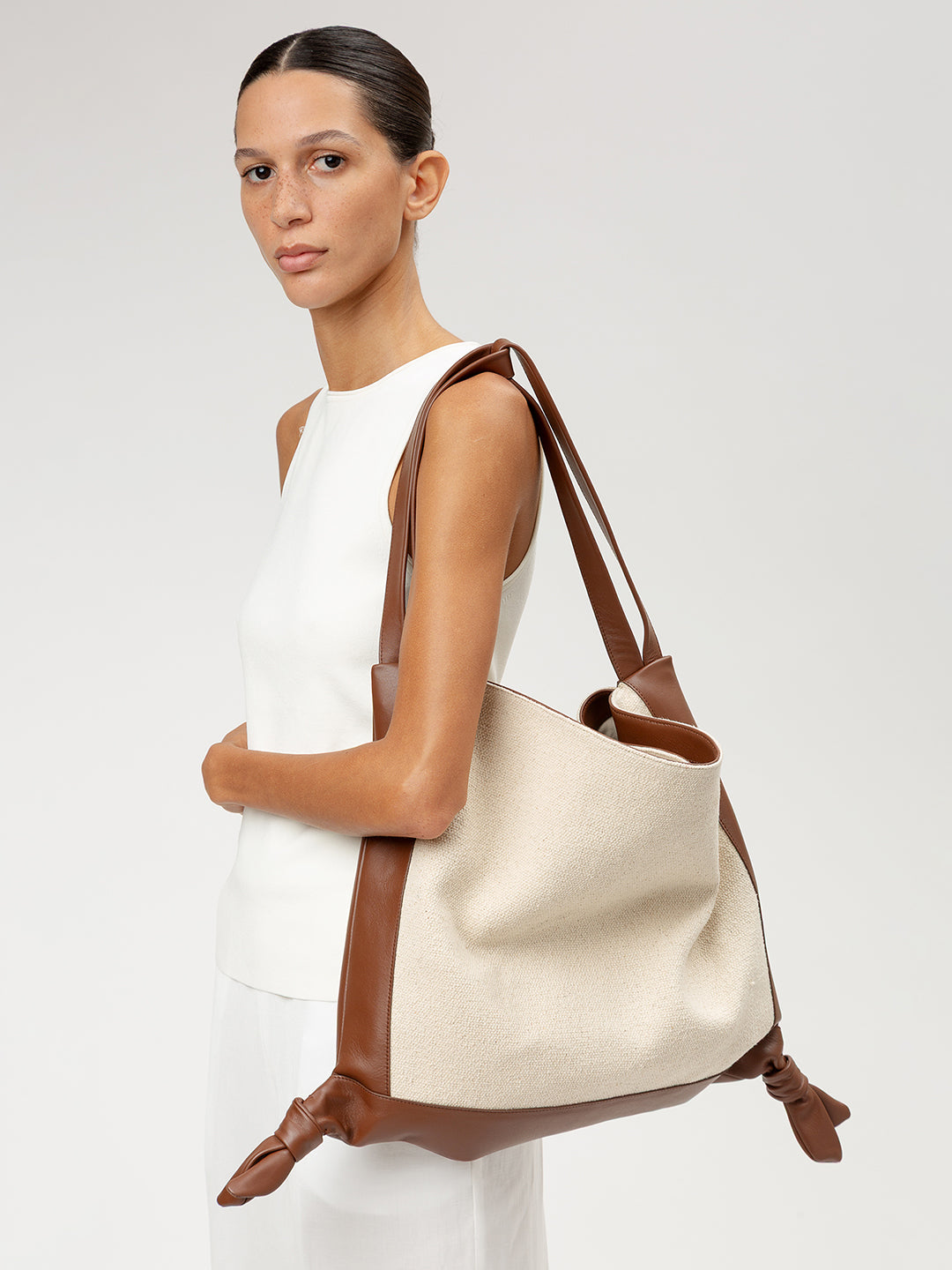 CADOR CANVAS - Macrame Shoulder Bag