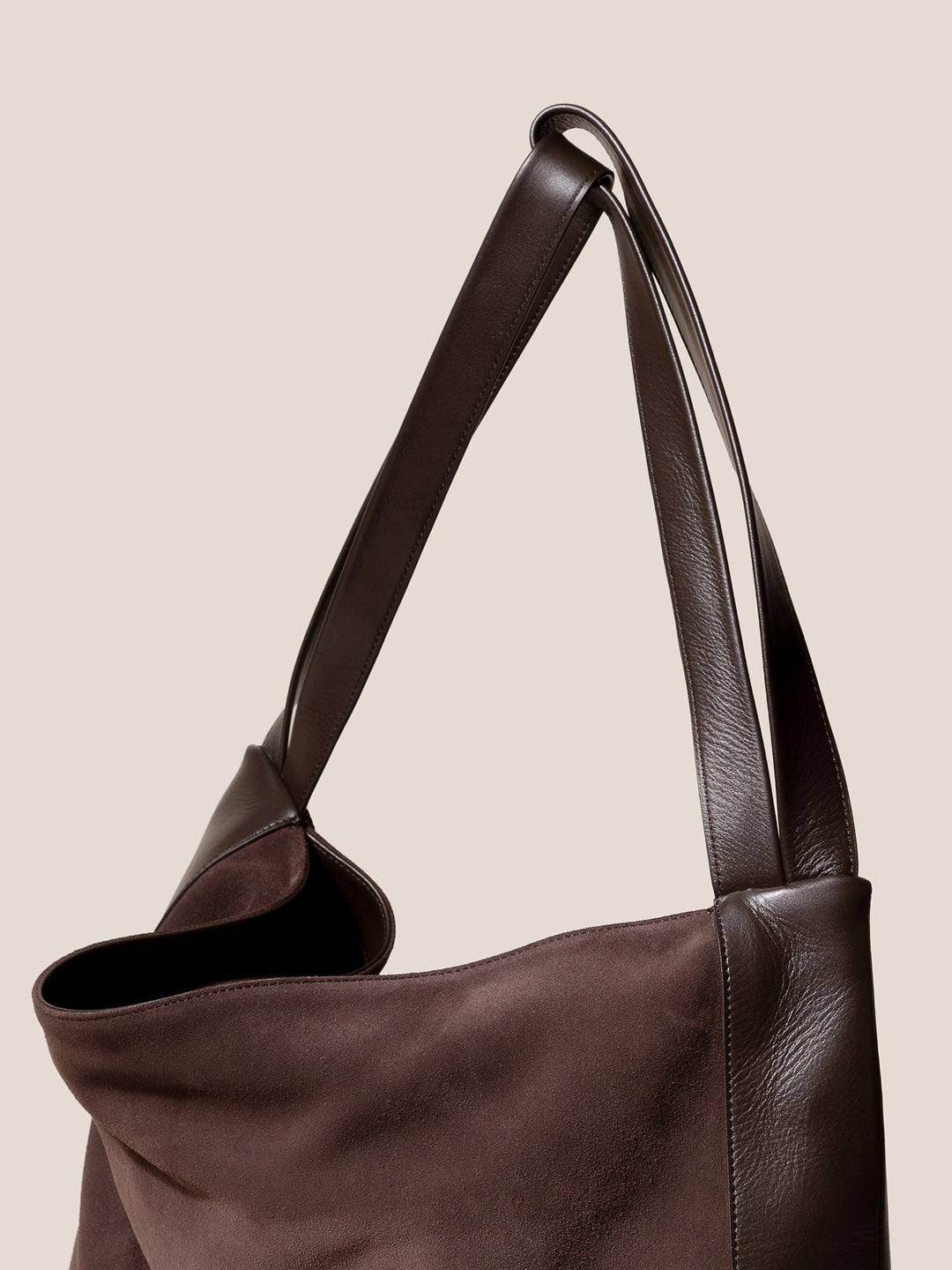 CADOR SUEDE - Slouchy Shoulder Bag