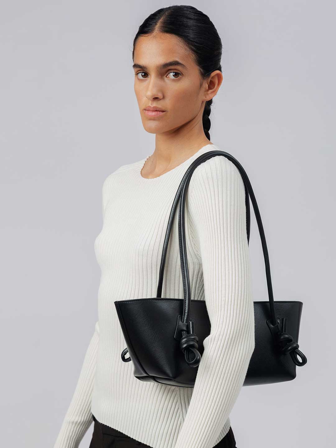 Shoulder Bags - Women – HEREU JAPAN Official Online Store