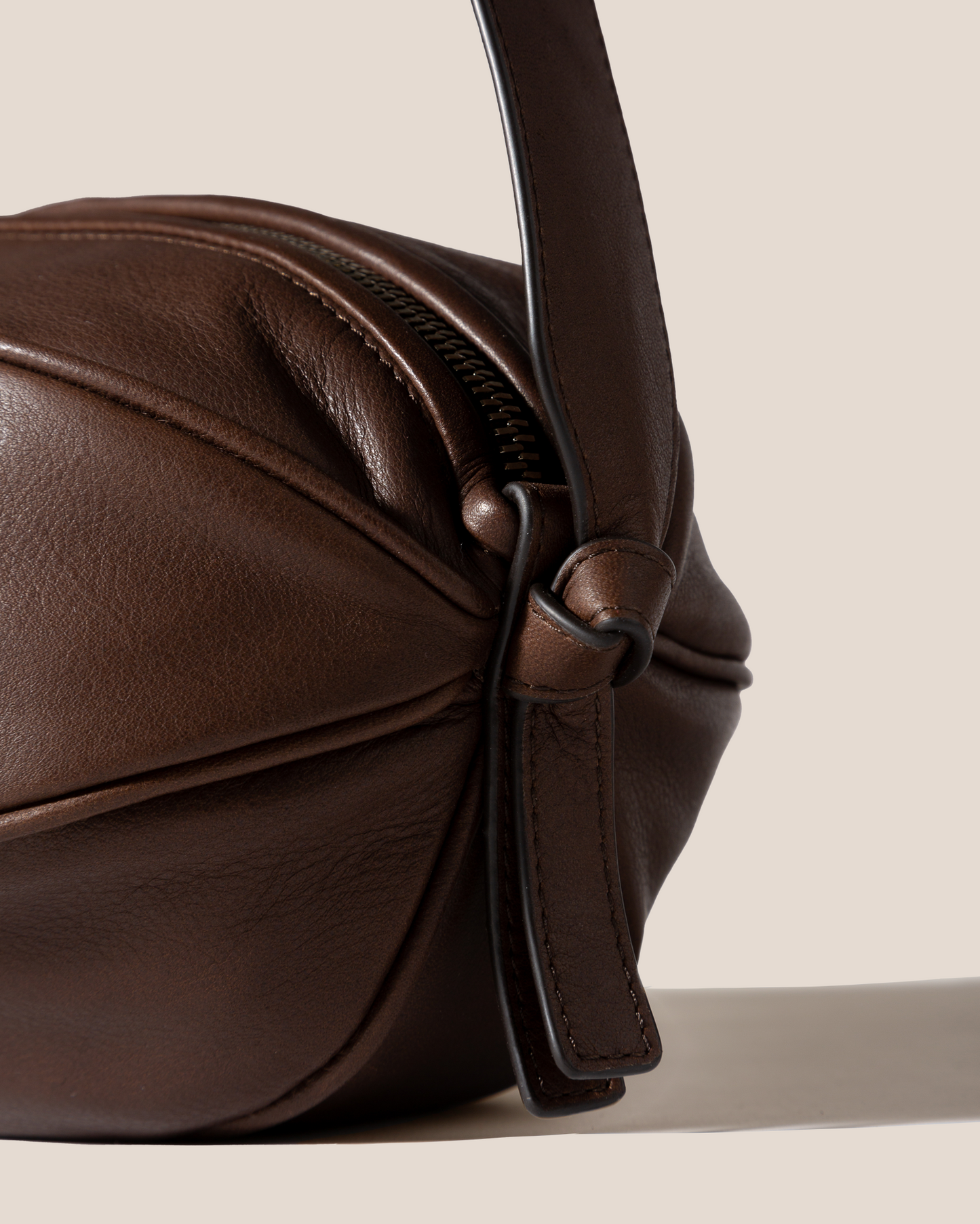 BOYA L - Ball-Shaped Crossbody Bag