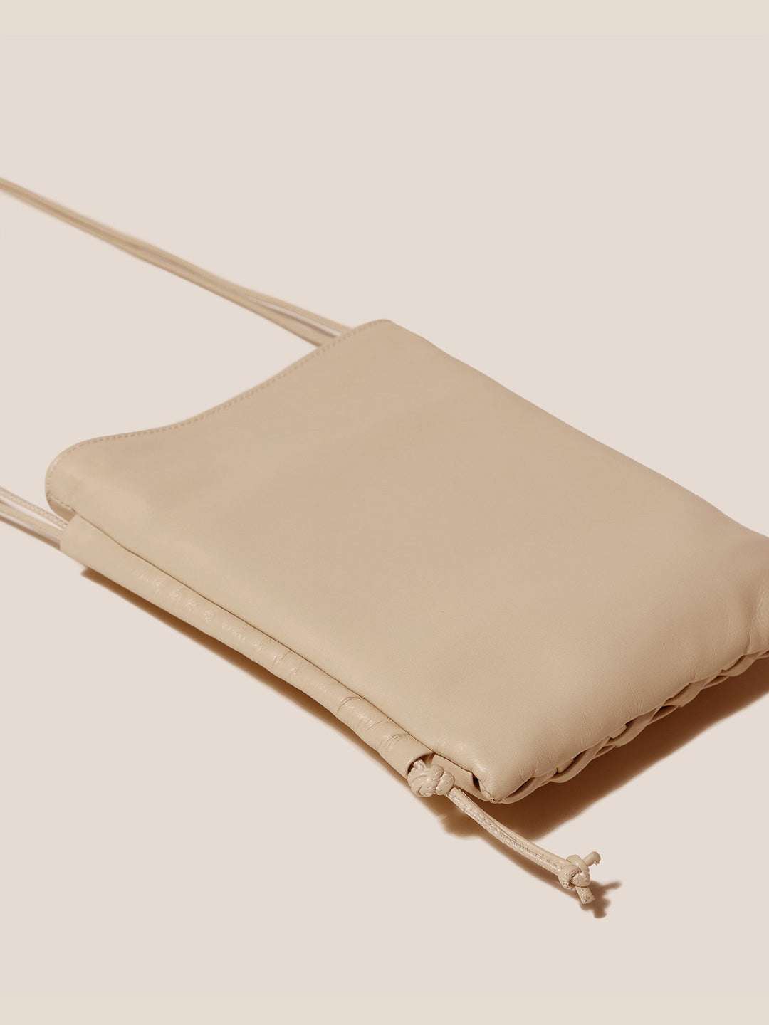TRENA - Flat Square Crossbody Bag - HEREU JAPAN Official Online Store