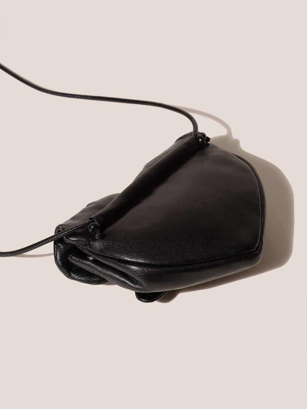 CORET - Heart-Shaped Crossbody Bag