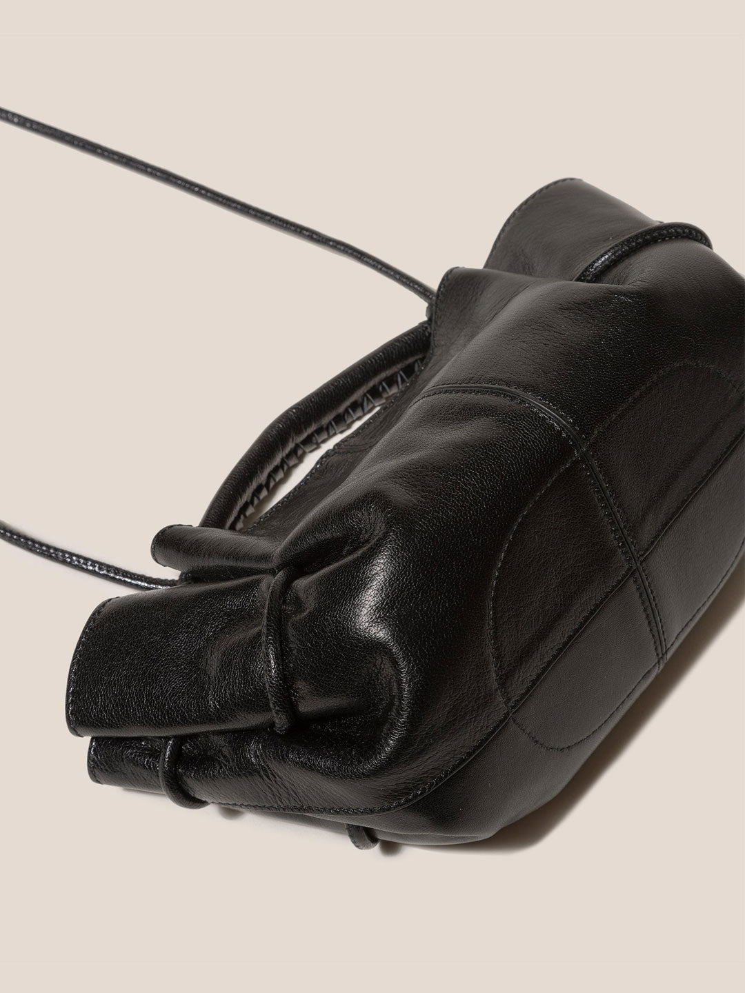 ARTA MINI - Pleated Crossbody Bag – HEREU JAPAN Official Online Store