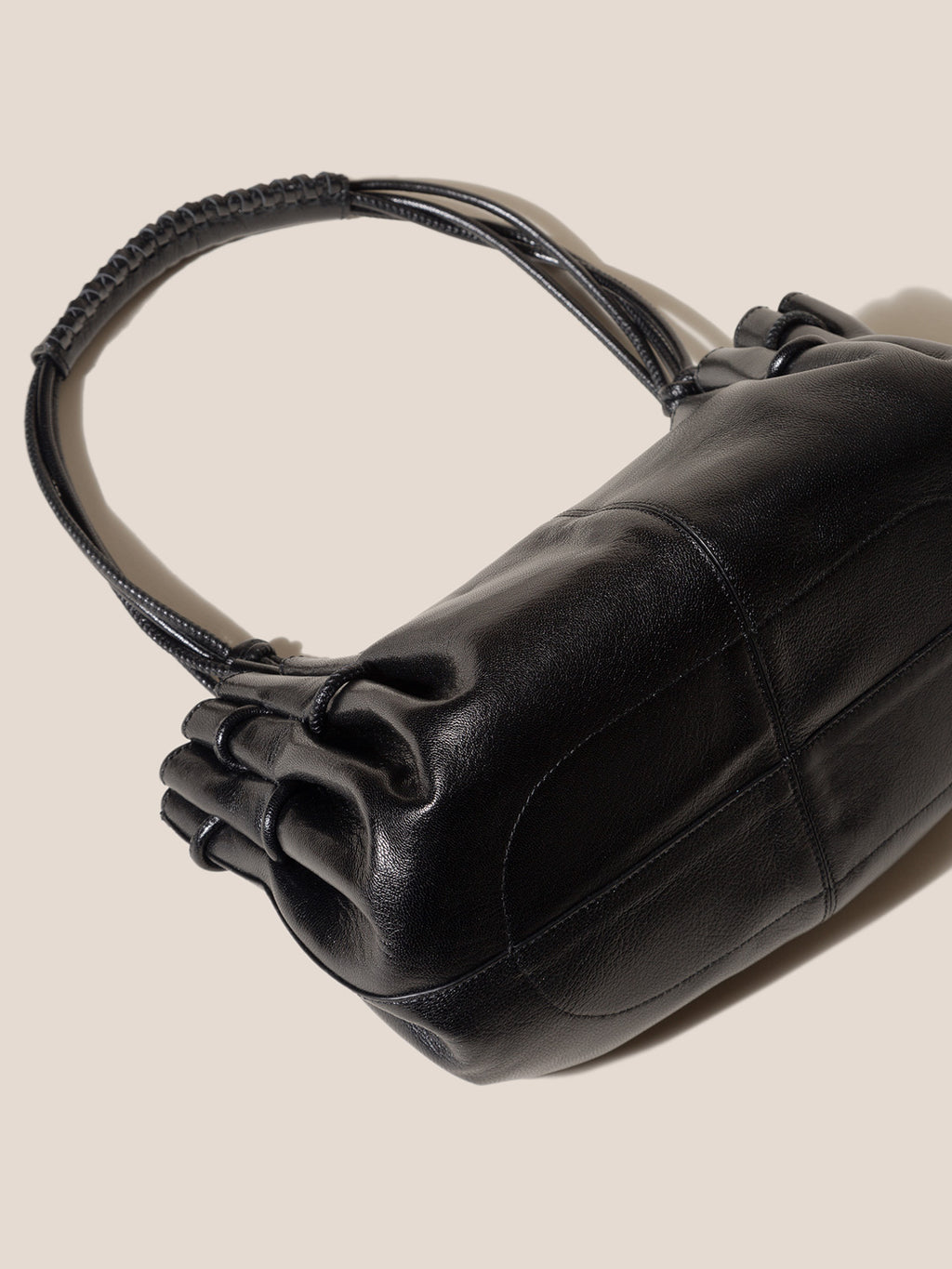 ARTA - Pleated Shoulder Bag