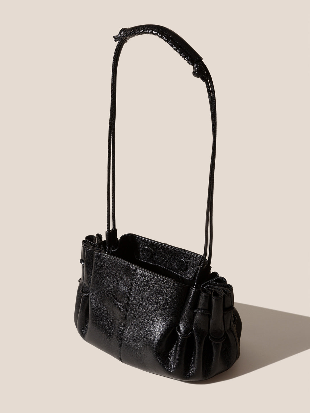 ARTA - Pleated Shoulder Bag