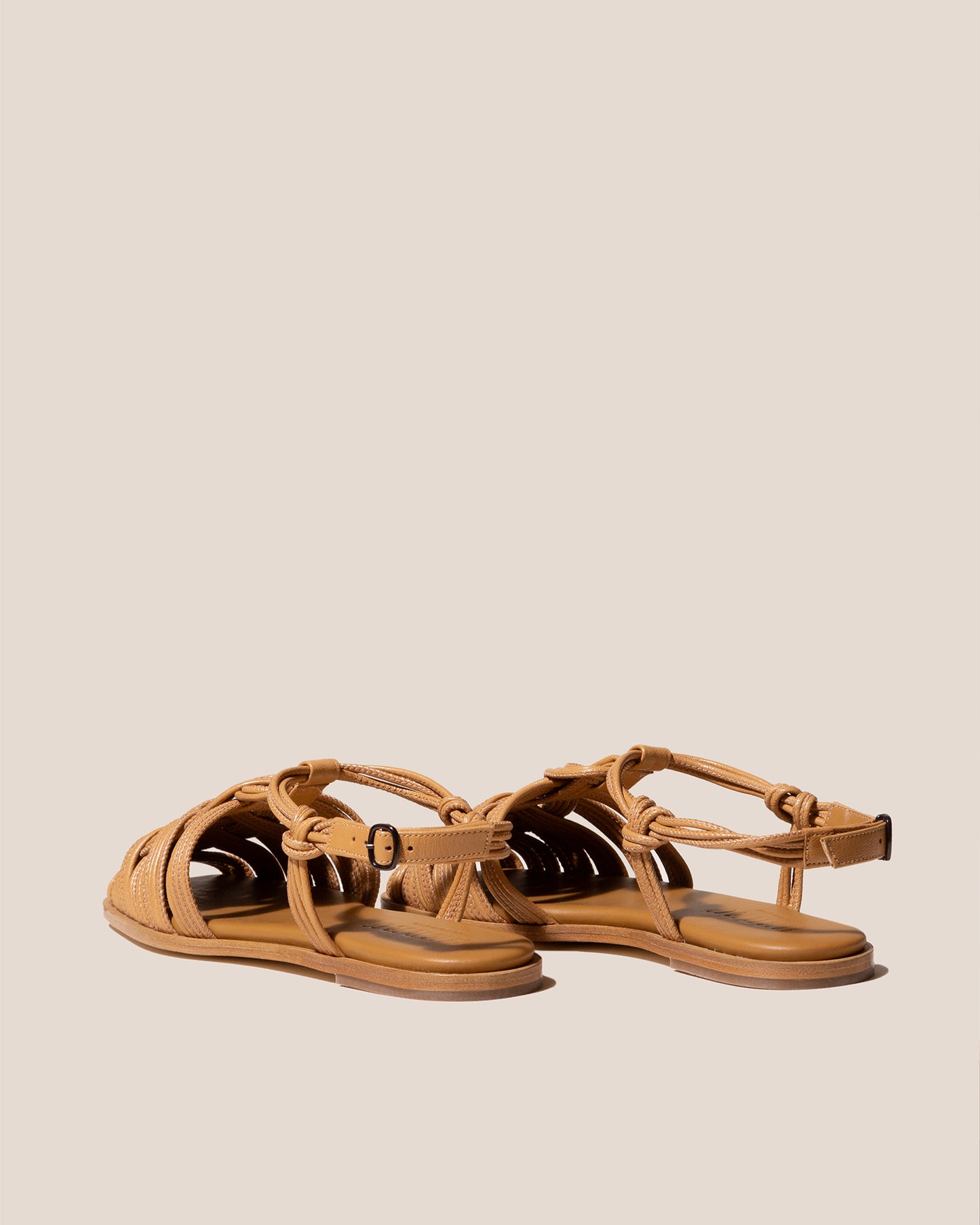 MANTELLA SUPPLE SHINY - Strappy Fisherman Sandal