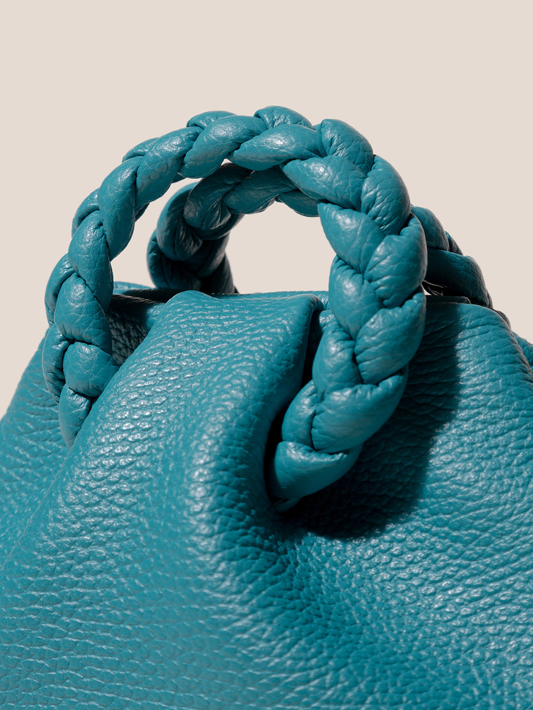 BOMBON GRAINY - Plaited-handle Leather Handbag