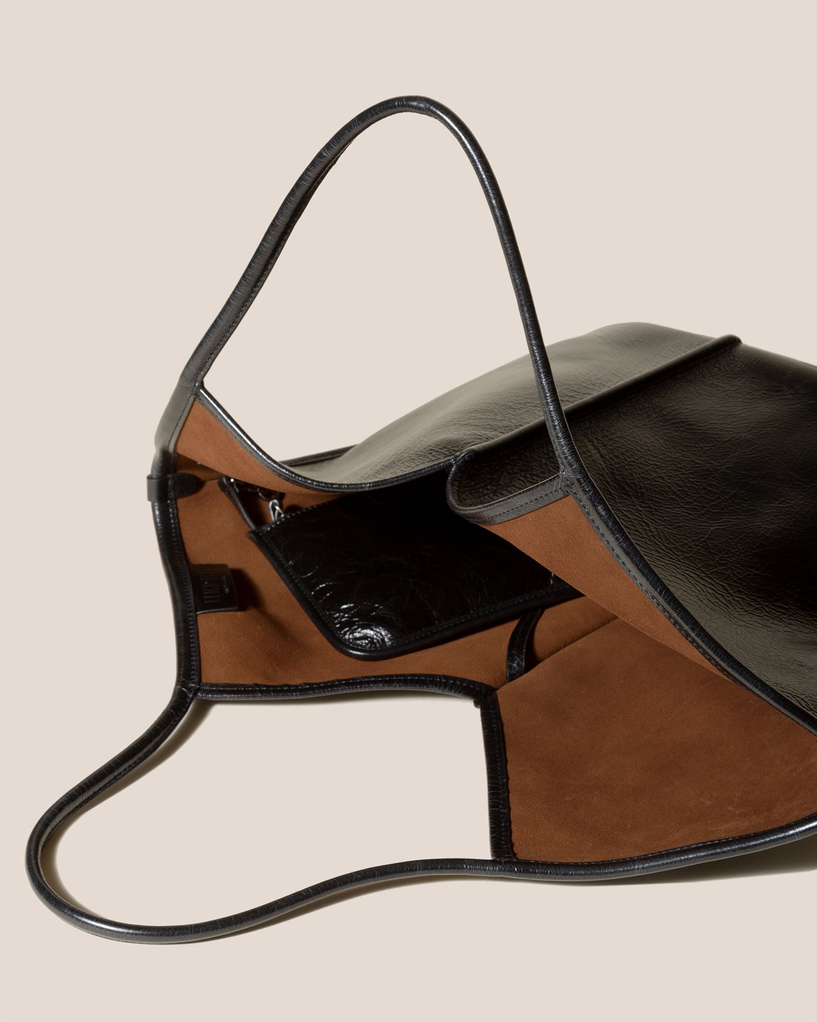 CALELLA DISTRESSED - Leather Tote Bag - HEREU JAPAN Official