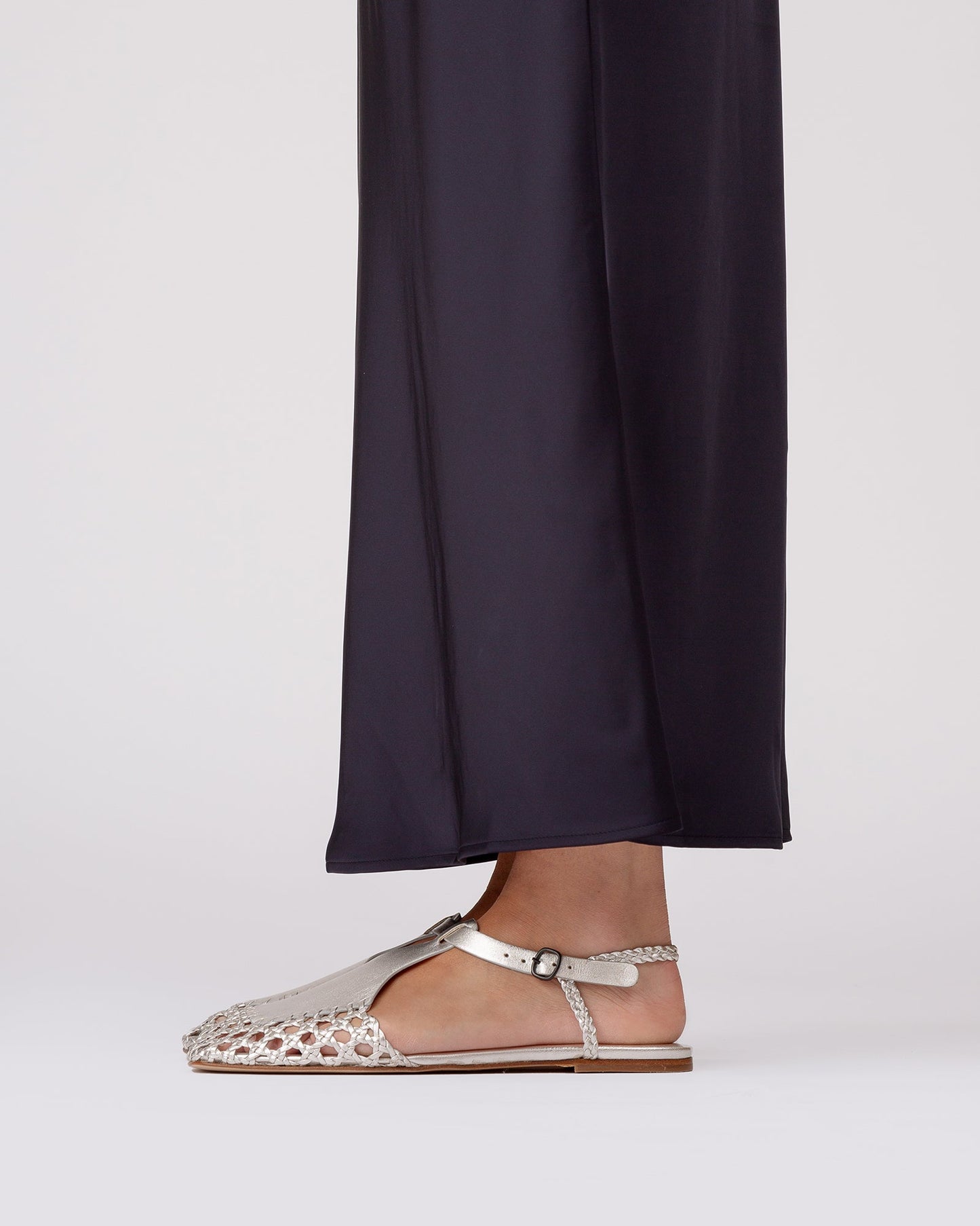 REIXA - Woven T-bar Sandal