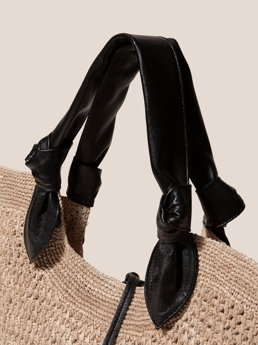 FONOL - Crocheted Raffia Basket