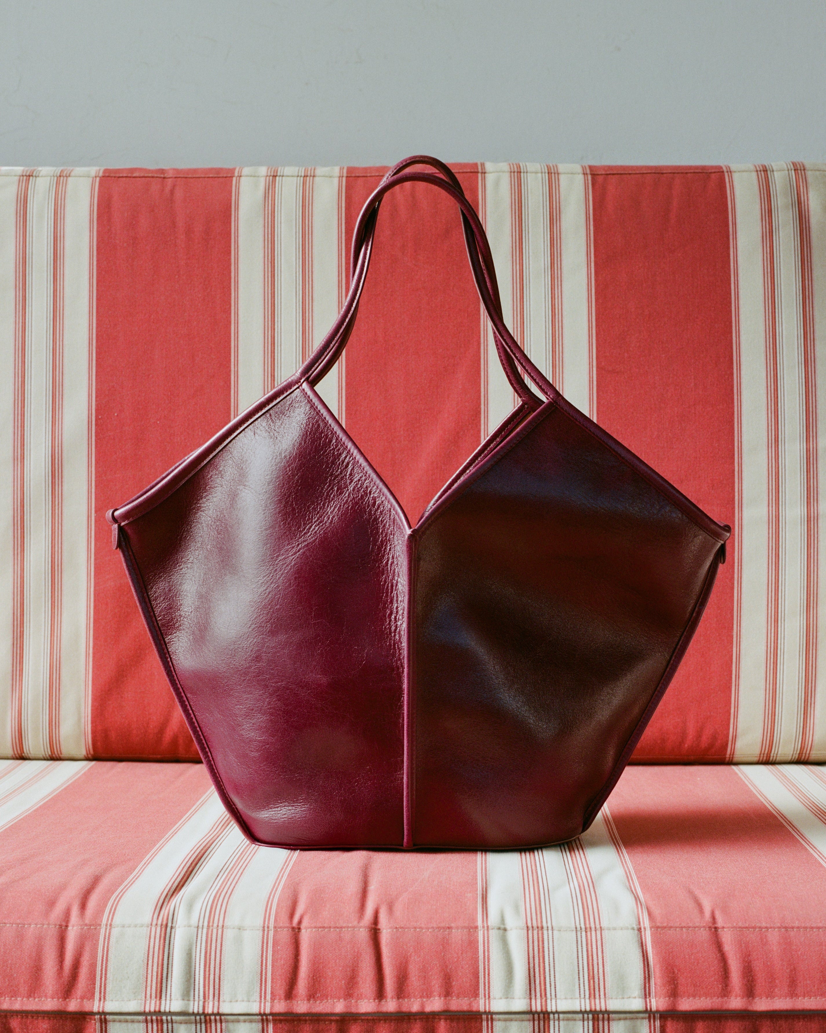 Women's Bags – HEREU JAPAN Official Online Store
