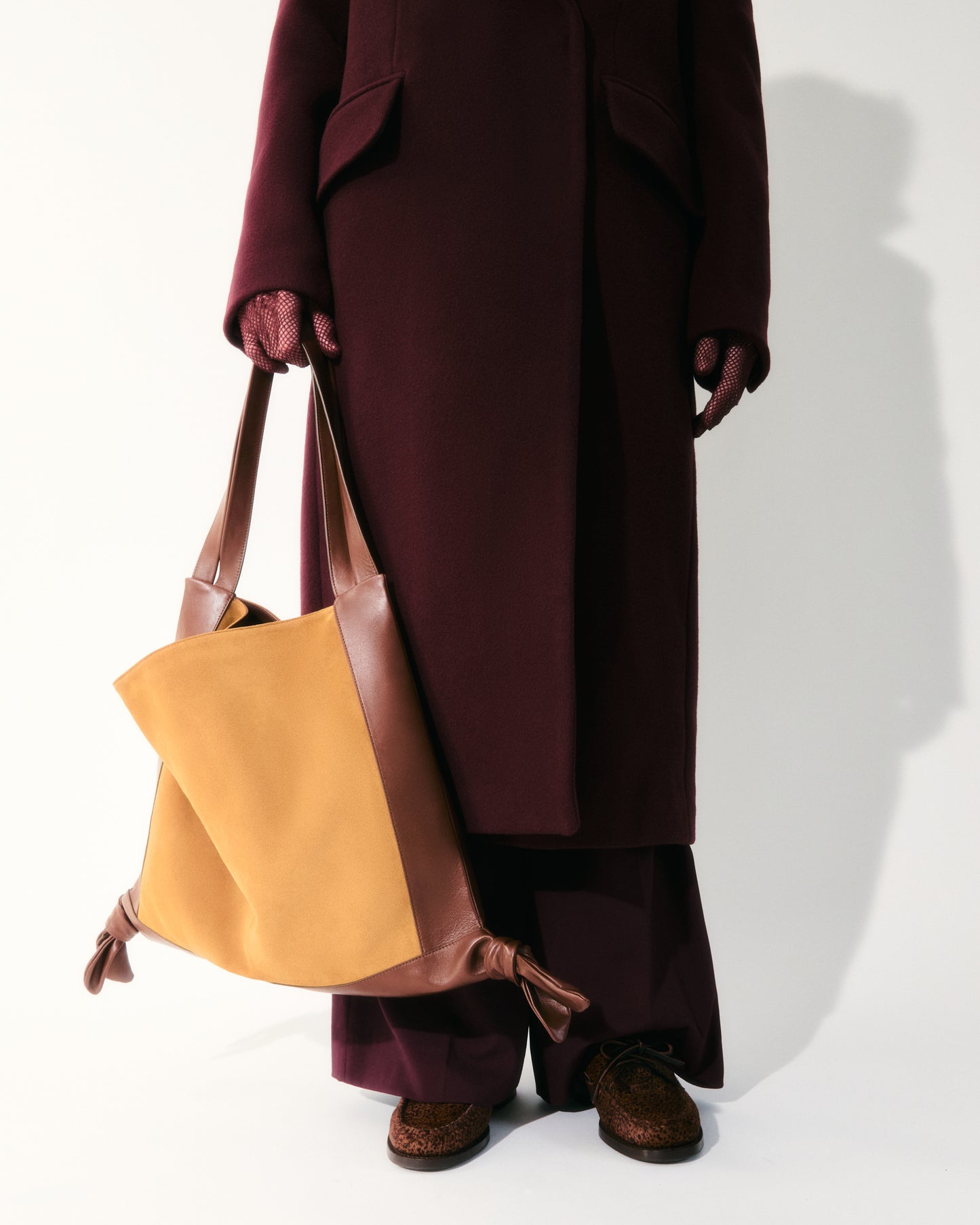 CADOR SUEDE - Slouchy Shoulder Bag