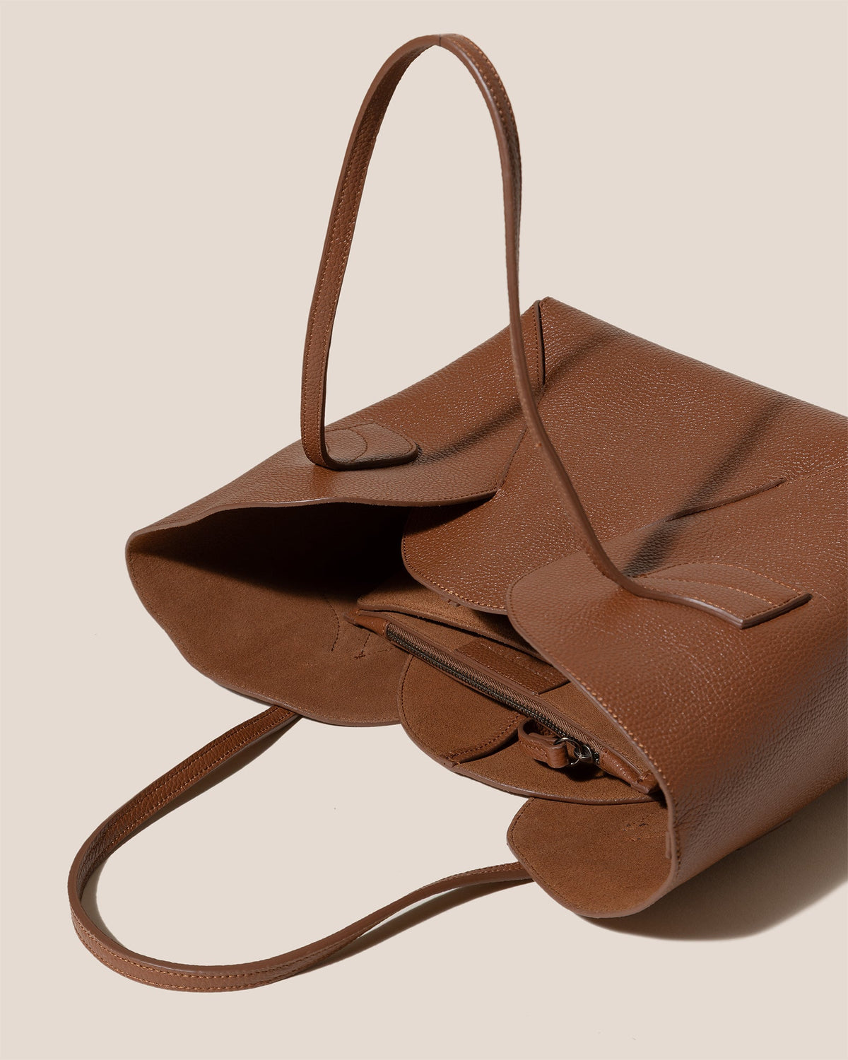 SEPAL S GRAINY - Tulip Shape Tote Bag
