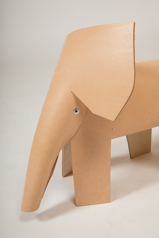 ELEFANTA MARIA S - Elephant Leather Sculpture by Antoni Arola