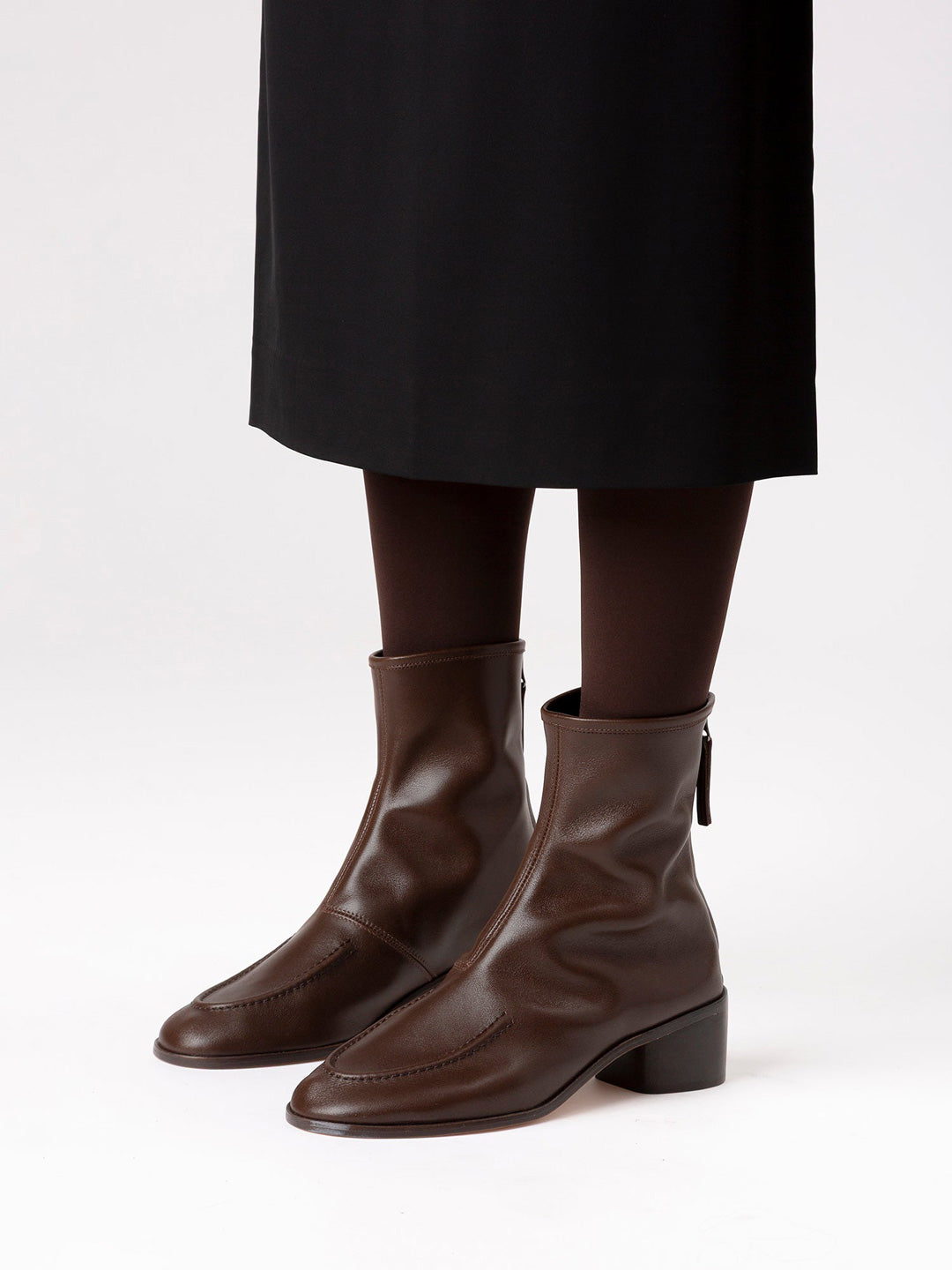 JULIOL BOOT HEELED - Soft Low-calf Boot - HEREU JAPAN Official