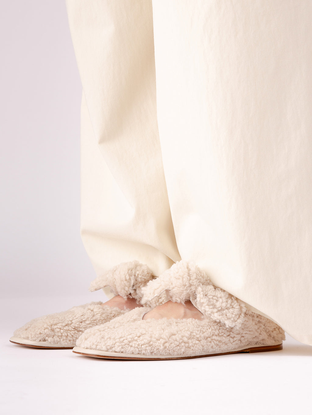 LLASADA CURLY SHEARLING - Front-Knot Pump