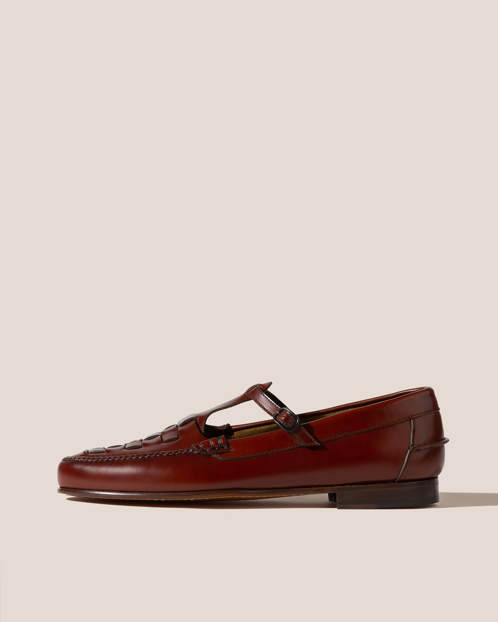 OUR CRAFT: INTERWOVEN LOAFERS – HEREU JAPAN Official Online Store