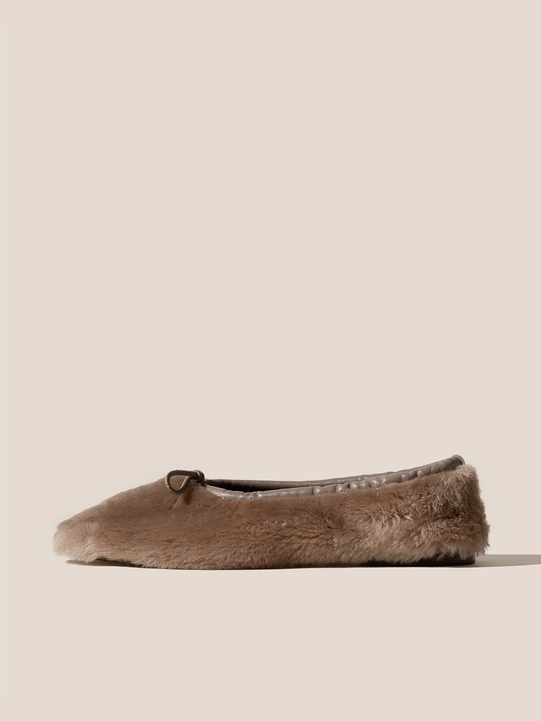 SHEARLING PUNTERA - Pleated-Toe Pump