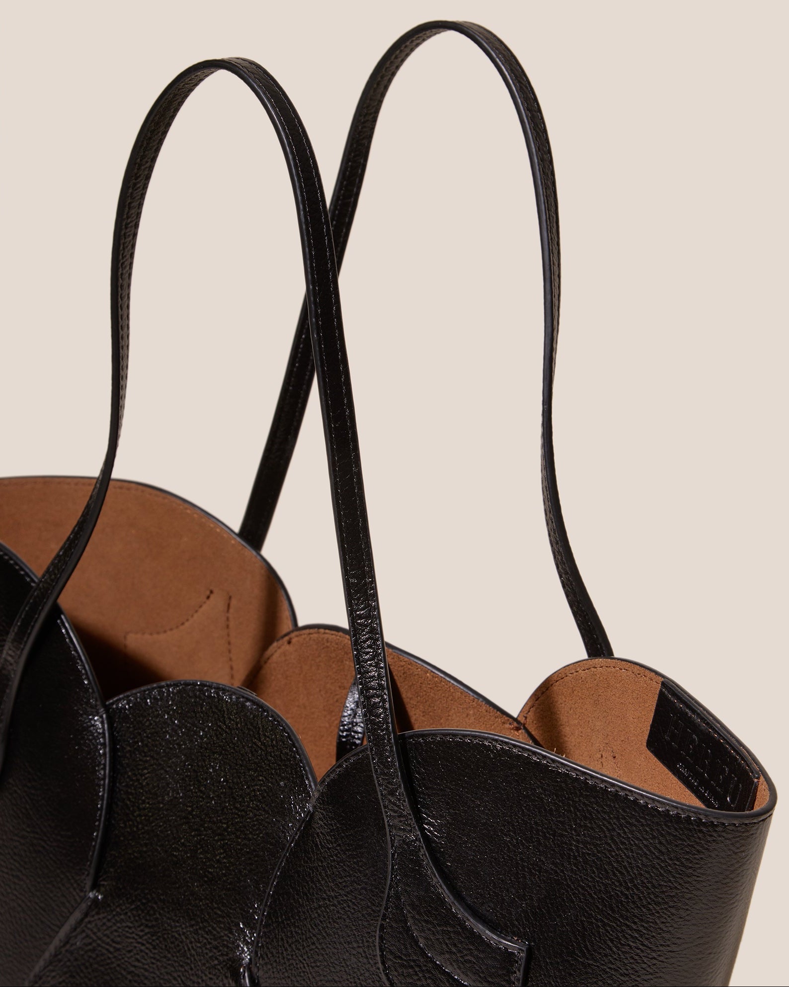 Women's Bags – HEREU JAPAN Official Online Store