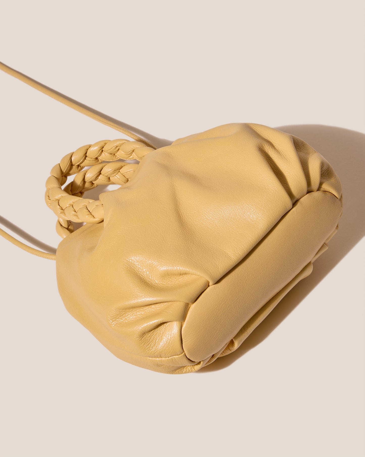 BOMBON M SUPPLE SHINY - Plaited-handle Leather Crossbody Bag