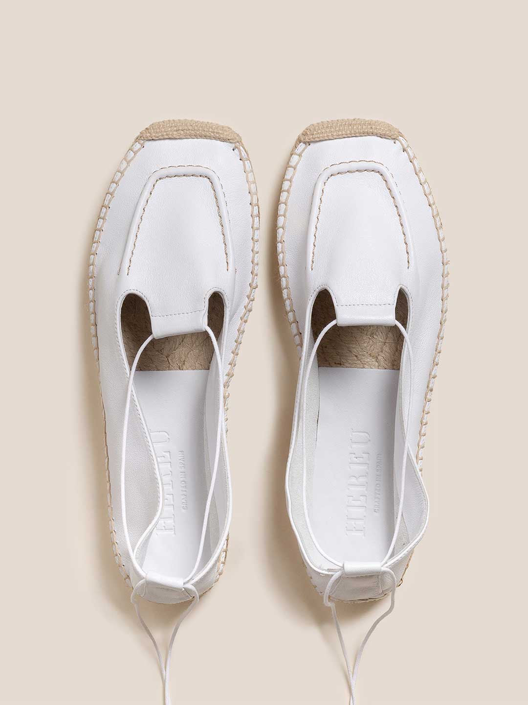 JUNY - Ankle Strap Flat Shoe - HEREU JAPAN Official Online Store