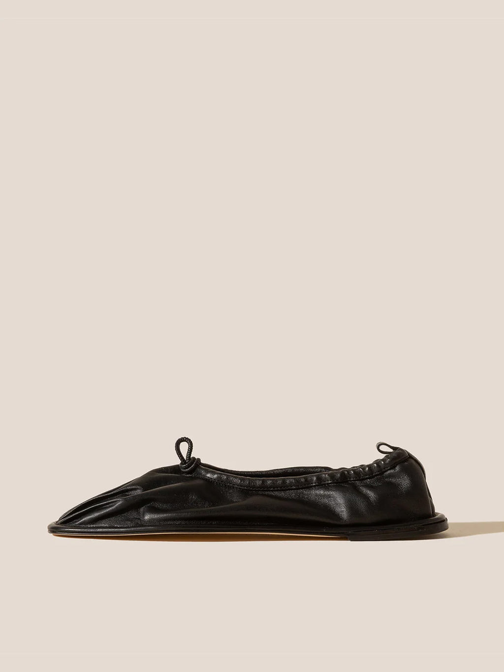 PUNTERA - Pleated-Toe Pump