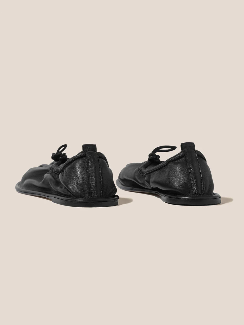 PUNTERA - Pleated-Toe Pump